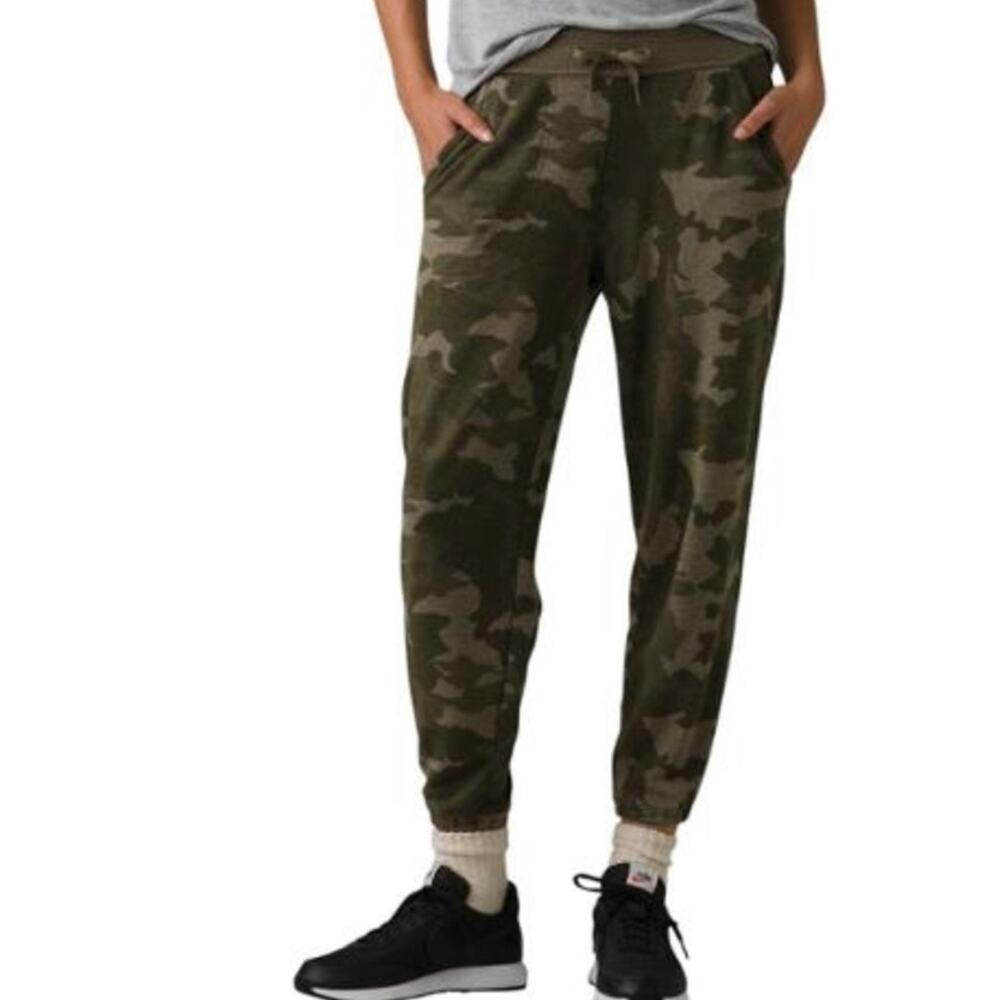 New! prAna green camo Cozy up knit ankle pants women’s XS